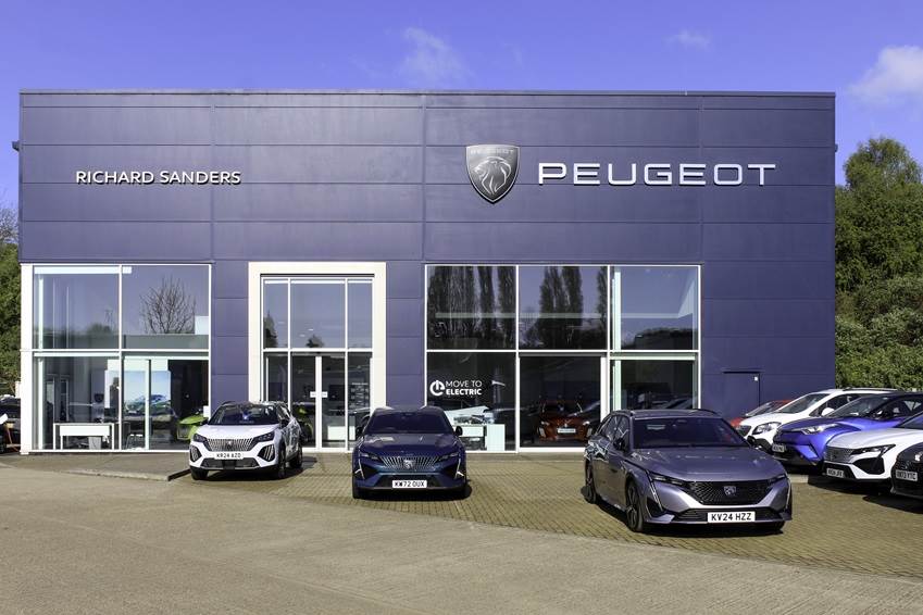 Richard Sanders Peugeot Kettering dealership image